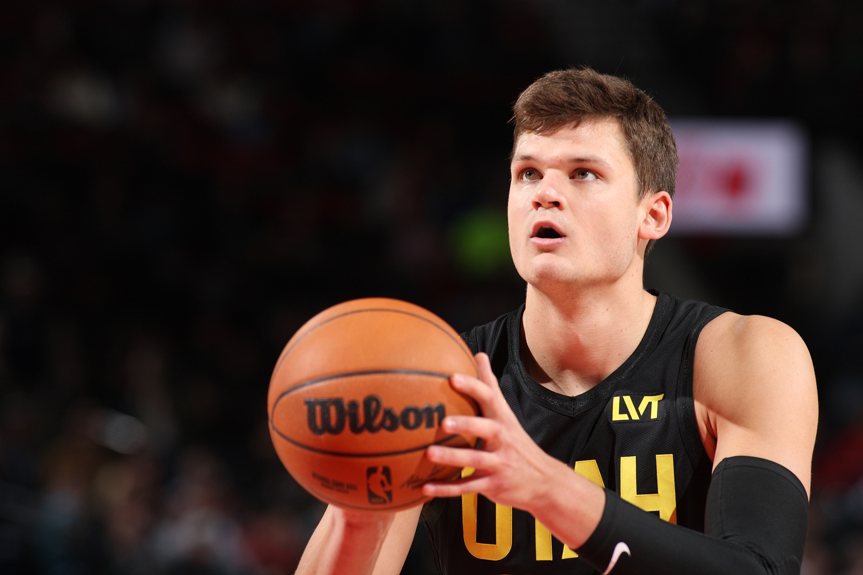 你們白眼饞！凱斯勒10投全中怒砍25分14板5助2斷 但是難救主！